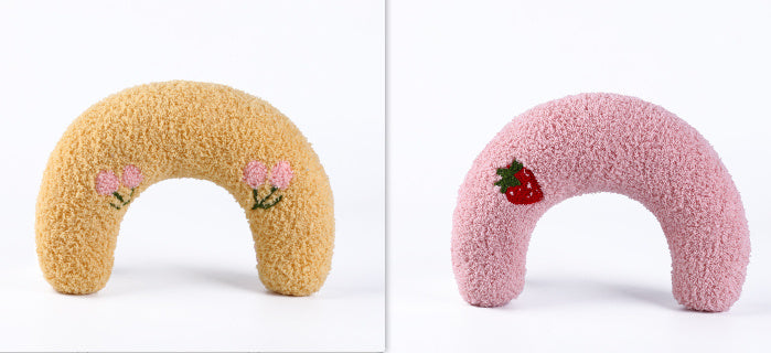 U-Shaped Cat Pillow – Soft, Sounding Sleep Cushion for Neck Support & Deep Rest